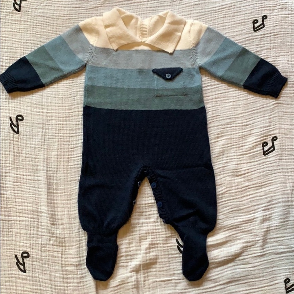 Knit one-piece